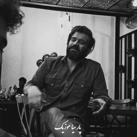 ریمیکس علی سورنا یه تابوت رنگی